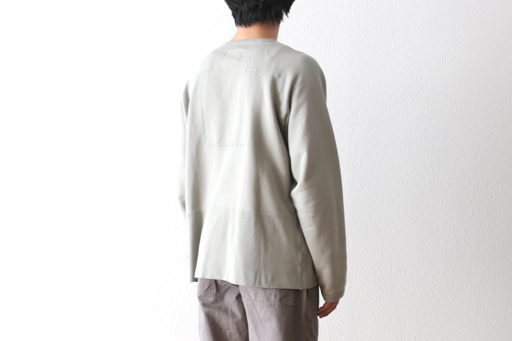 C.E(��������) "HALF PANEL RIB CREW NECK"