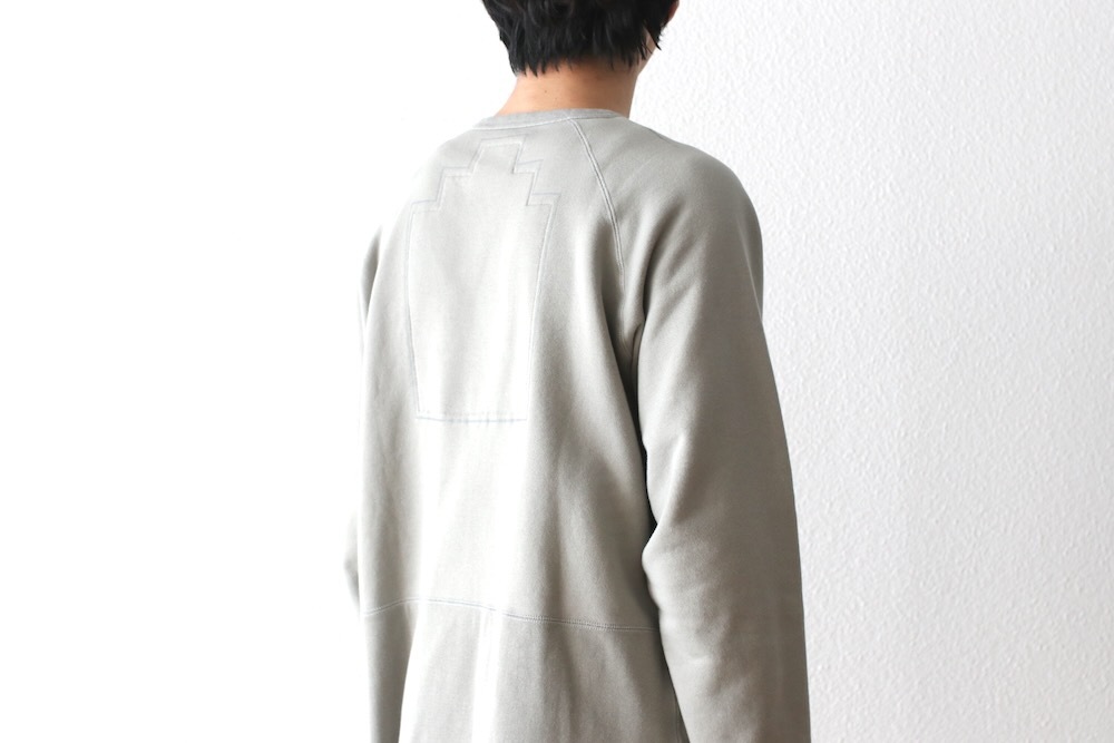 C.E(��������) "HALF PANEL RIB CREW NECK"