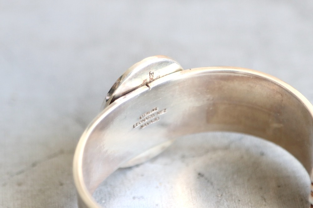 Indian Jewelry (����ǥ����� ���奨�꡼) "Silver Bangle - Leonard Nez -"