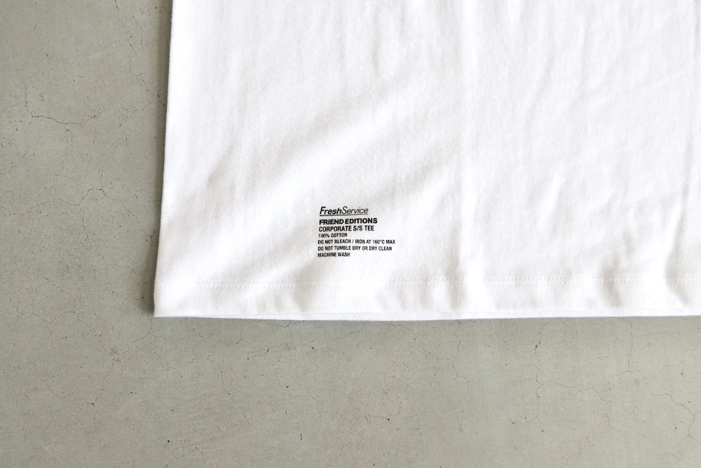 ��8.29 12:00 Release / limited��FreshService �� FRIEND EDITIONS(�ե�å��奵���ӥ� �� �ե��� ���ǥ������)"CORPORATE S/S TEE ��SHEEP��"