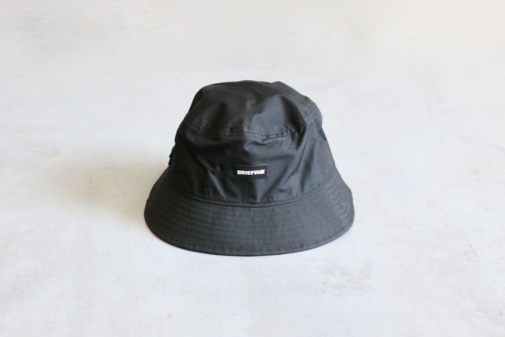 COMME des GARÇONS HOMME × BRIEFINGハット 黒 BRIEFING」W-NAME CdG LOGO BUCKET HAT（ハット）｜COMME des