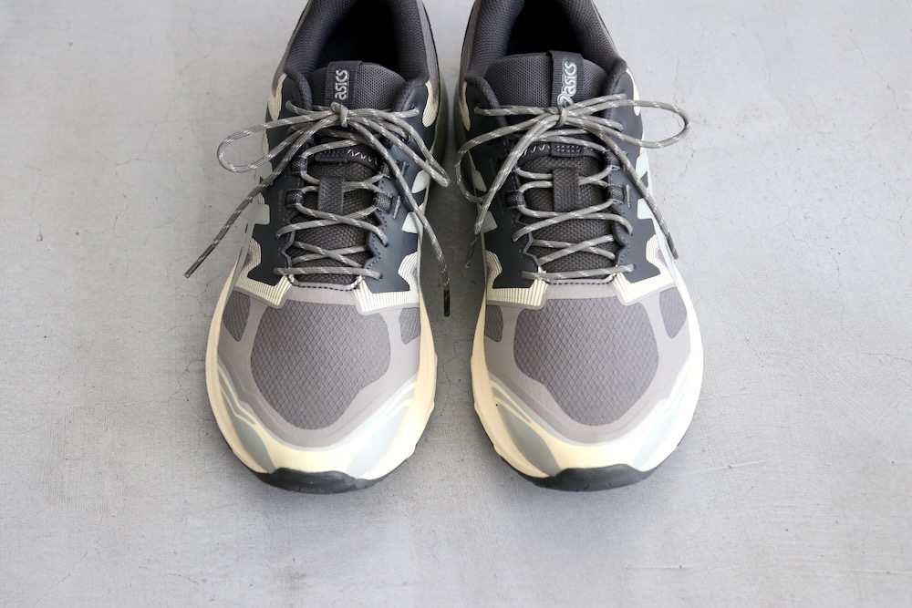 ASICS (å) "GEL-TERRAIN TRUFFLE GREY/SEAL GREY"