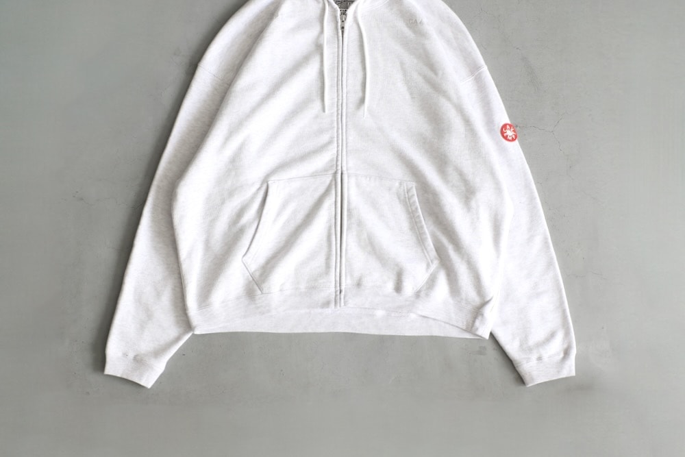 3_000000022889.jpg?1761983593