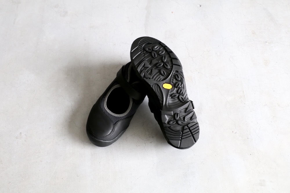 ROA (����) "Loie BLACK GREY"