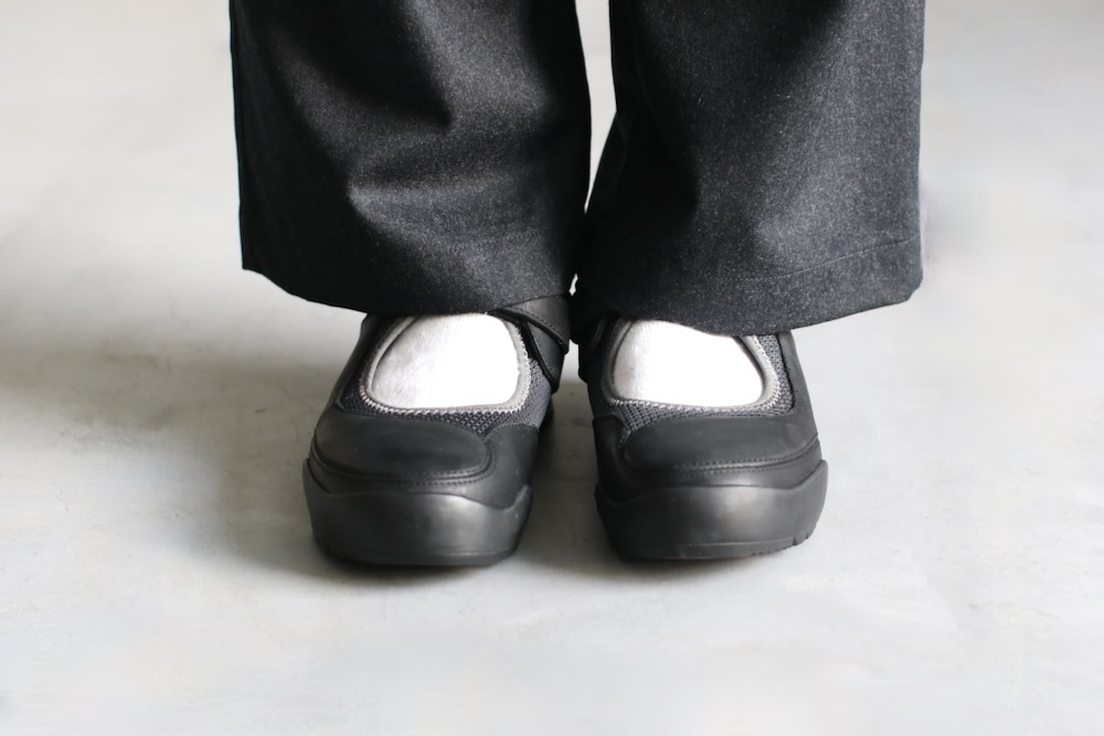 ROA (����) "Loie BLACK GREY"