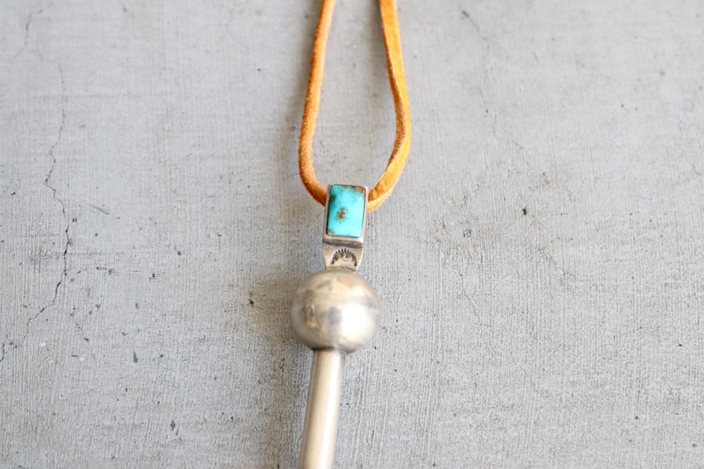 Indian Jewelry Falcon Trading Co. / F.T.C(����ǥ����󥸥奨�꡼ �ե��륳�� �ȥ졼�ǥ��� ����ѥˡ�) "Squash Blossom Pendant Turquoise square"