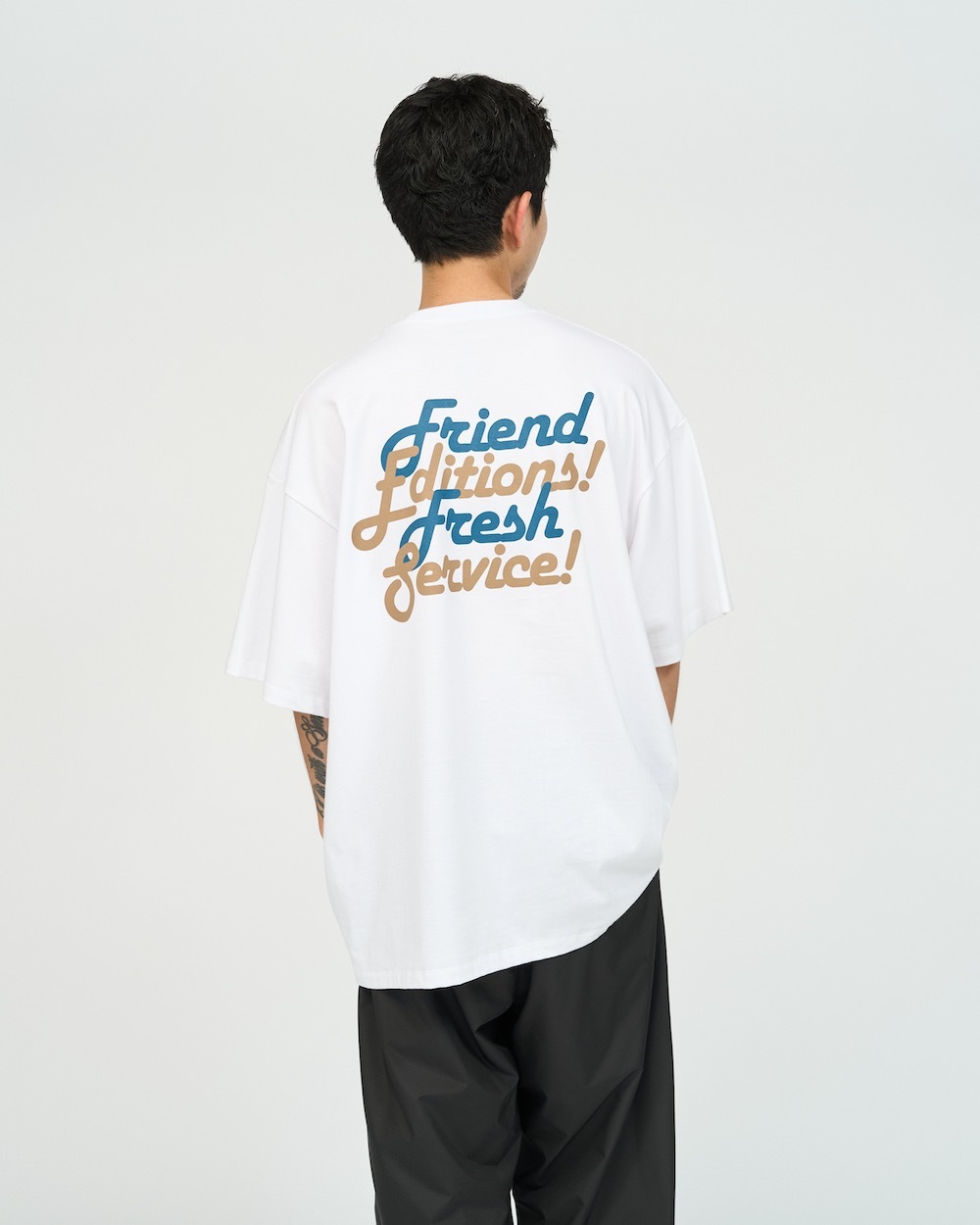 ��8.29 12:00 Release / limited��FreshService �� FRIEND EDITIONS(�ե�å��奵���ӥ� �� �ե��� ���ǥ������)"CORPORATE S/S TEE ��COMMUNITY��"