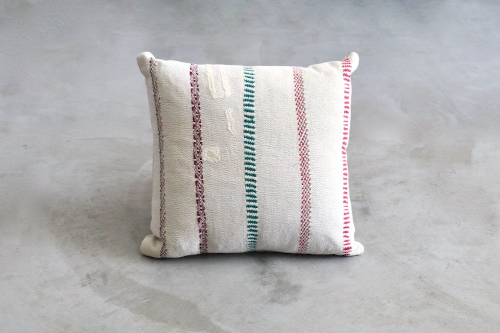 LIGHT YEARS(�饤�� ���䡼��) ��Indian cushion M -White-��