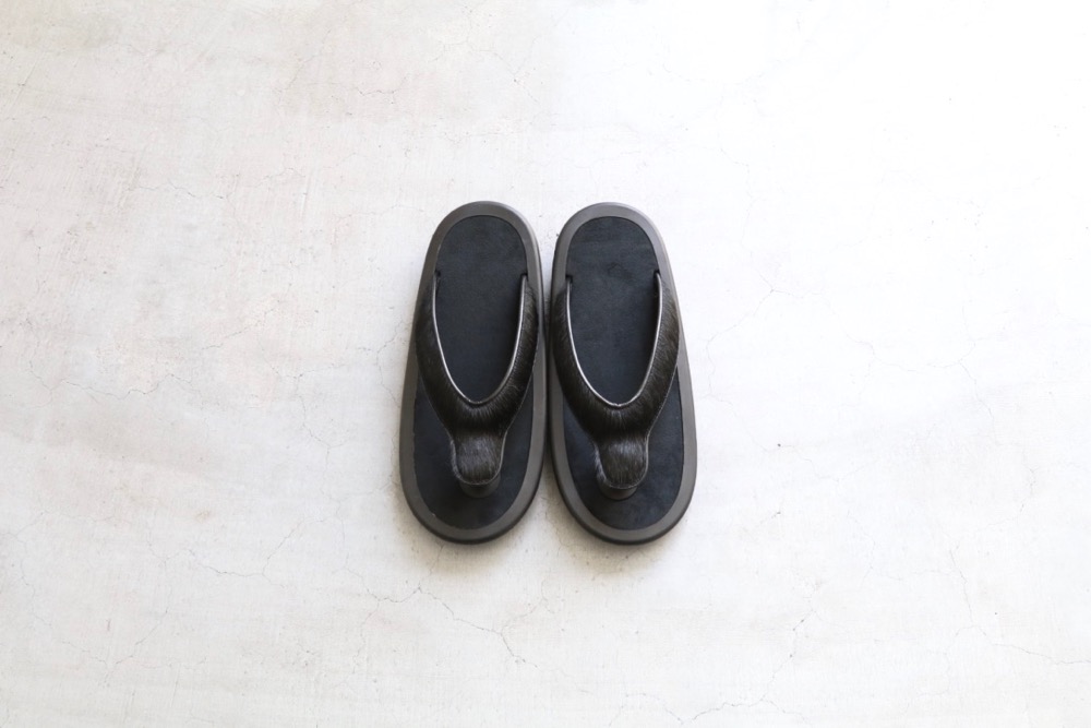 JoJo(祸) "BEACH SANDAL -Pony Ecsaine Leather-"