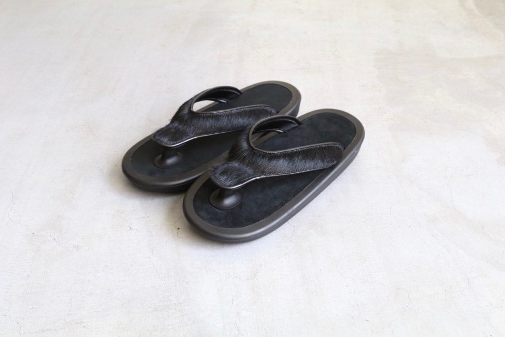 JoJo(祸) "BEACH SANDAL -Pony Ecsaine Leather-"