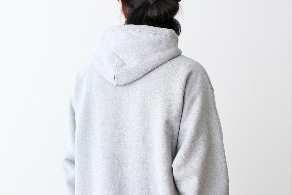 Unlikely Split Raglan Sleeve Hoodie パーカー Unlikely Split Raglan Sleeve Hoodie(Beige) - H-L