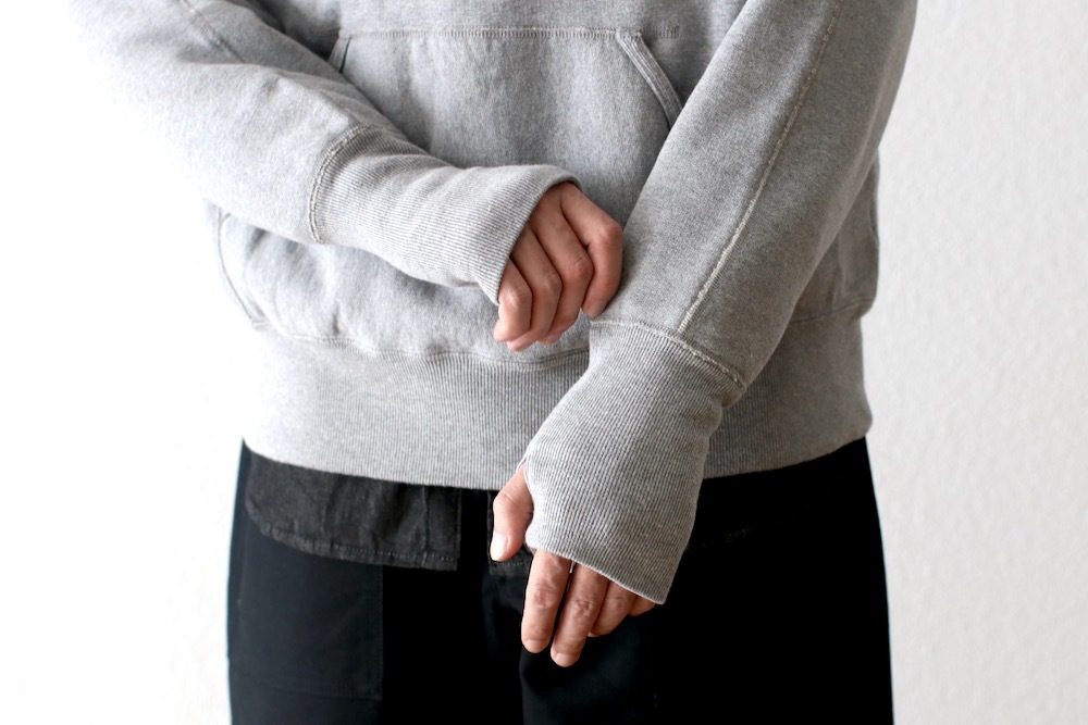 Unlikely (����饤���꡼) "Unlikely Split Raglan Sleeve Hoodie"