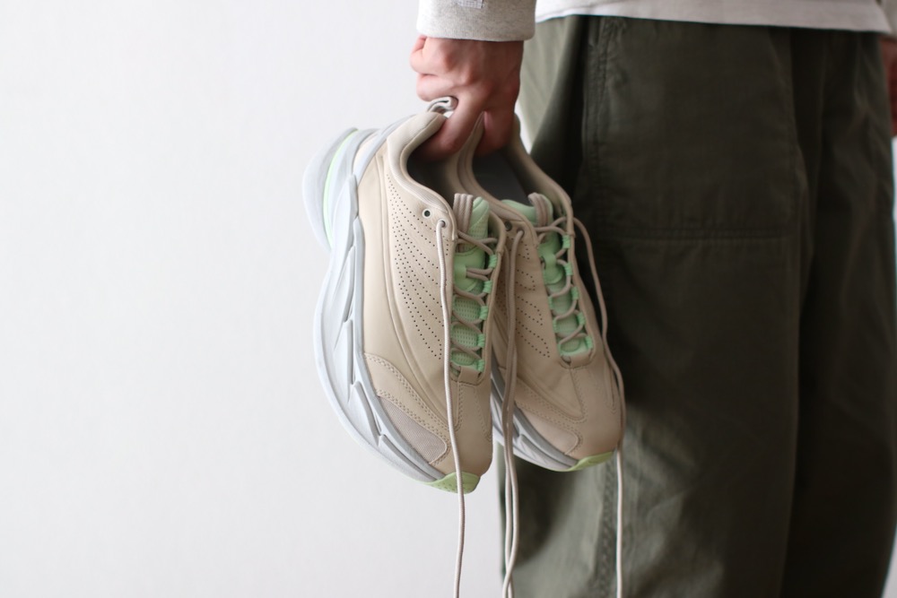 [30%OFF] HOKA(�ۥ�) "ELEVON X -OATMEAL / LUNA MOTH-"