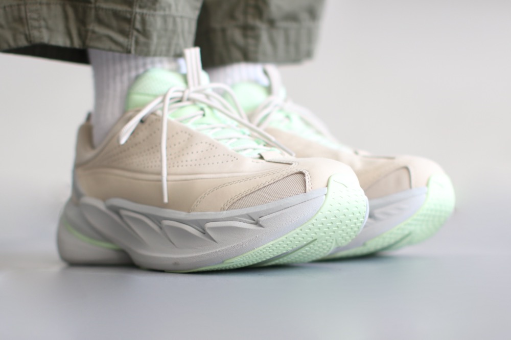 [30%OFF] HOKA(�ۥ�) "ELEVON X -OATMEAL / LUNA MOTH-"