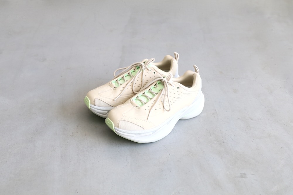 [30%OFF] HOKA(�ۥ�) "ELEVON X -OATMEAL / LUNA MOTH-"