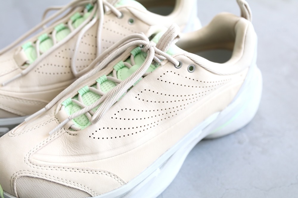 [30%OFF] HOKA(�ۥ�) "ELEVON X -OATMEAL / LUNA MOTH-"