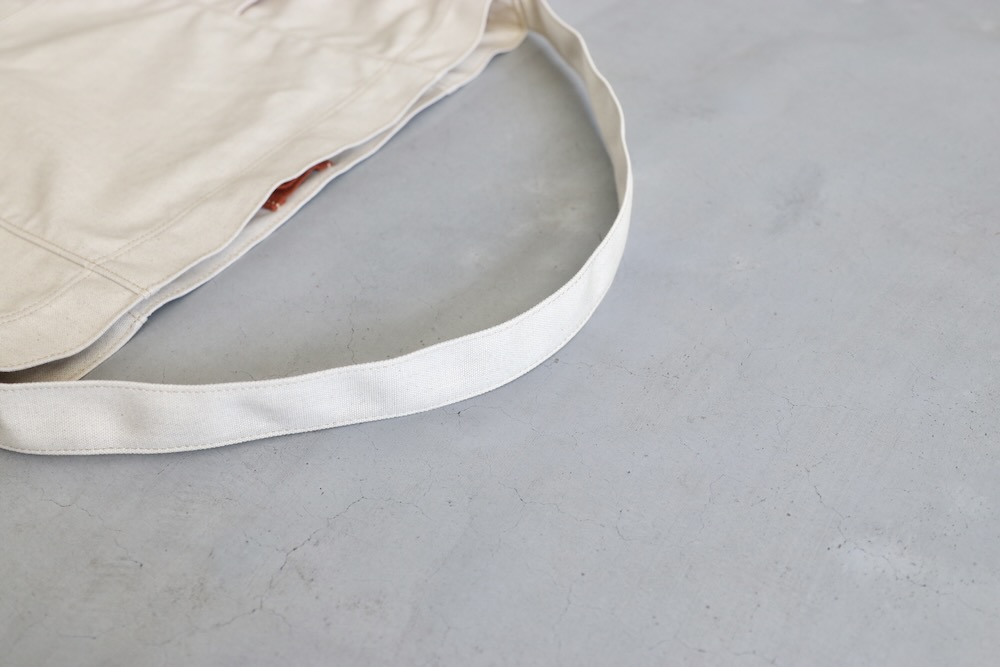 WARENFAUS (ե)  "Magazine shoulder"