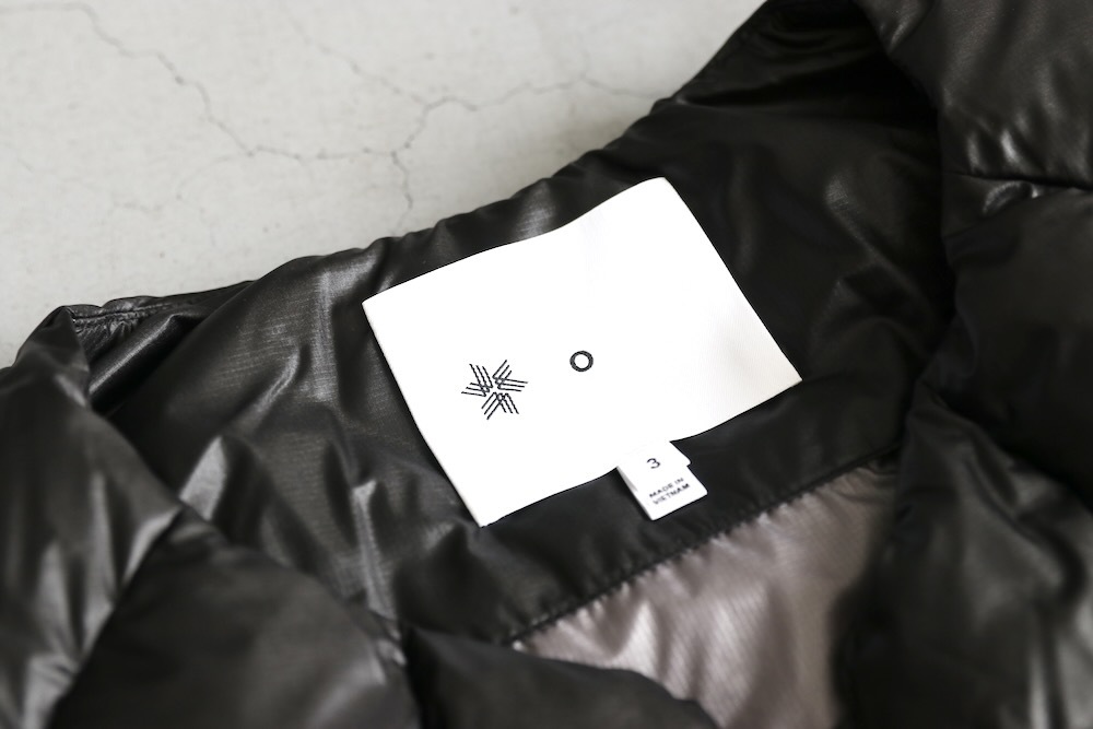 GOLDWIN 0 (������ɥ����� ����) "Three Dimensional Down Light Vest"