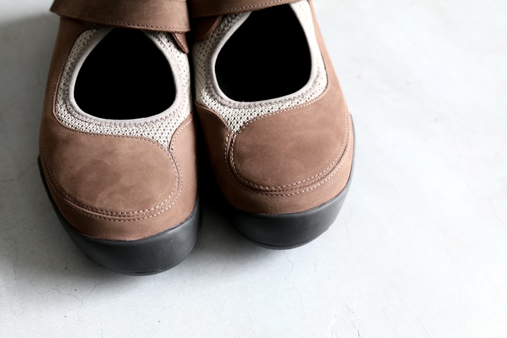 ROA (����) "Loie BROWN TAUPE"