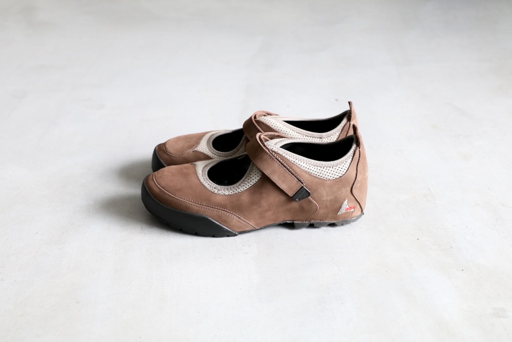 ROA (����) "Loie BROWN TAUPE"