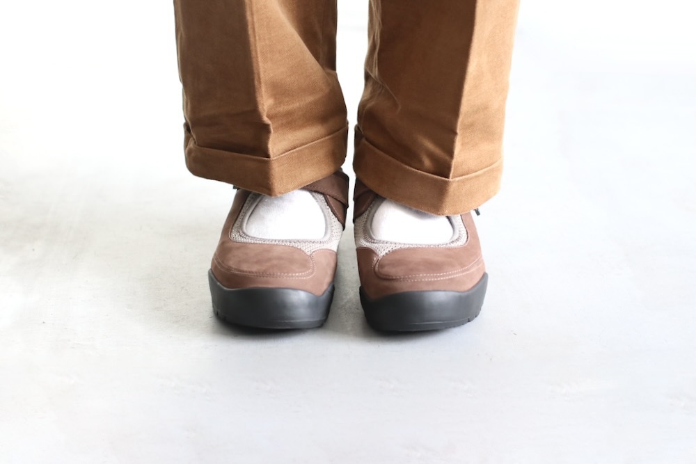 ROA (����) "Loie BROWN TAUPE"