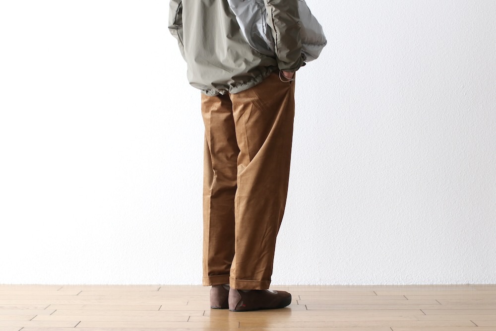 ROA (����) "Loie BROWN TAUPE"