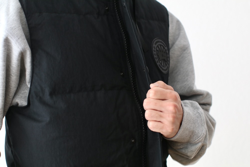 CANADA GOOSE (���ʥ�������) ��Garson Vest Crinkle Cotton��-BLACK DISC-��