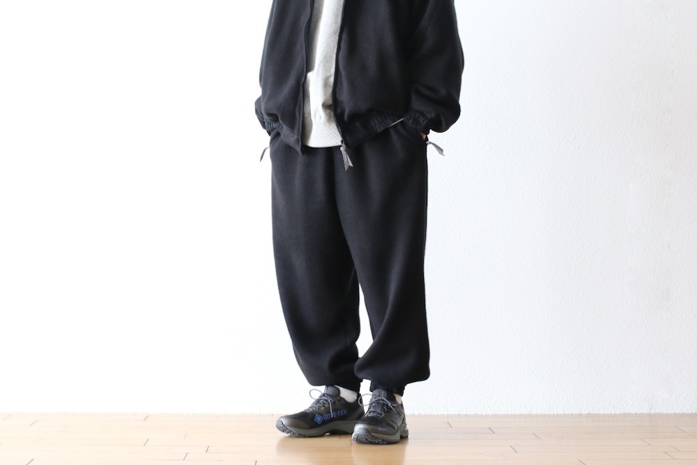 STRIPES FOR CREATIVE フリース　カーゴ STRIPES FOR CREATIVE FW23 SUPER WIDE CARGO PANTSスタイル
