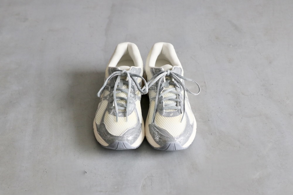 ASICS (å) "GT-2160 CREAM/SHEET ROCK"