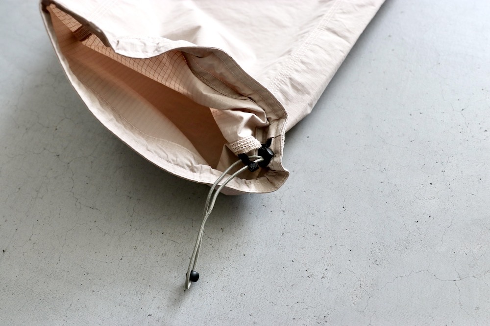 GOLDWIN 0 (������ɥ����� ����) "Parachute Seed Rip-siop Pants"