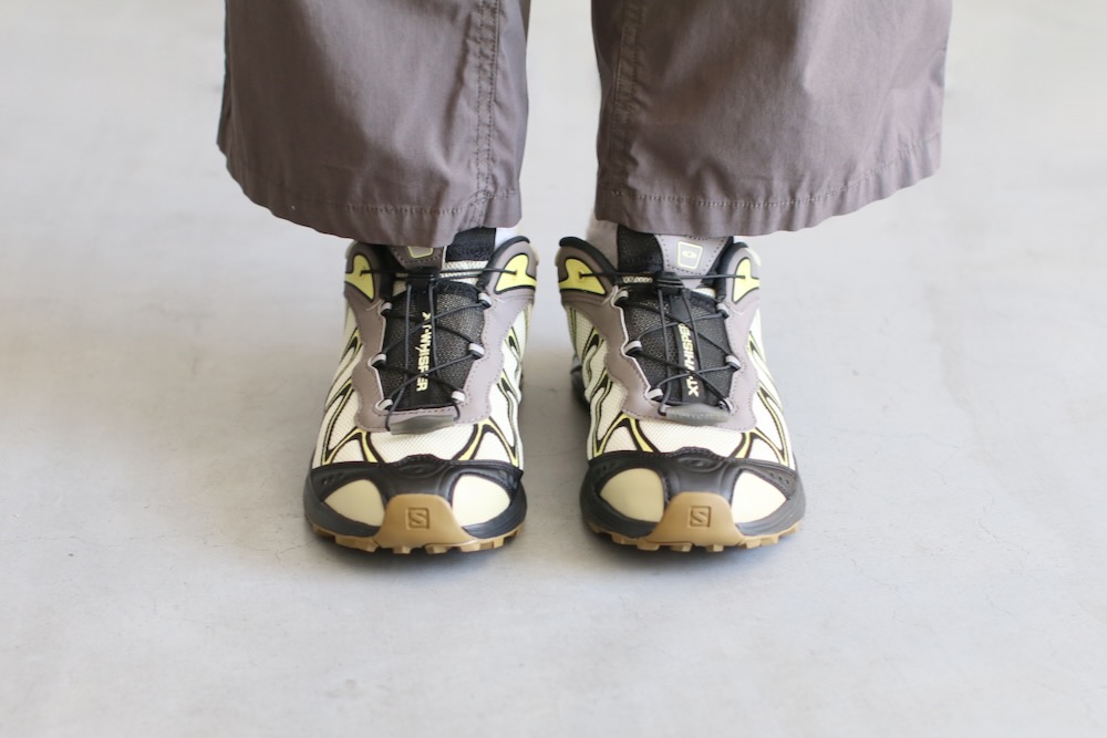 ��4.3 0:00 Release��SALOMON(�������) "XT-WHISPER ASPARGUS GREEN / DARK GULL GRAY / ENDIVE"