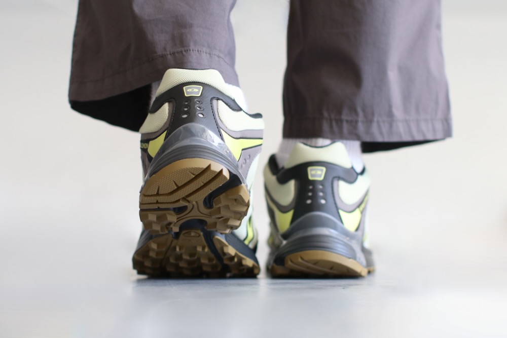 ��4.3 0:00 Release��SALOMON(�������) "XT-WHISPER ASPARGUS GREEN / DARK GULL GRAY / ENDIVE"