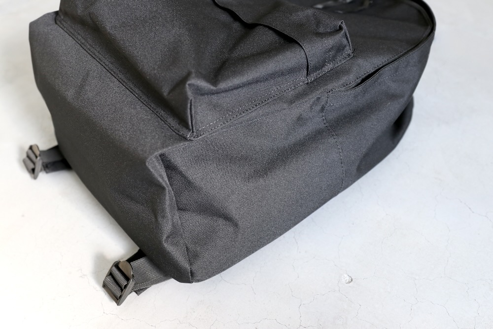 FreshService(�ե�å��奵���ӥ�) "CORPORATE DAYPACK_28L"