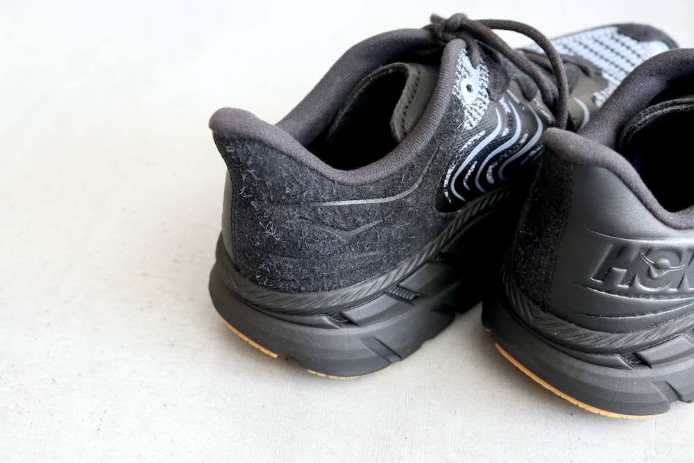 HOKA ONE ONE (ۥ  ) "U CLIFTON LS BKNC"