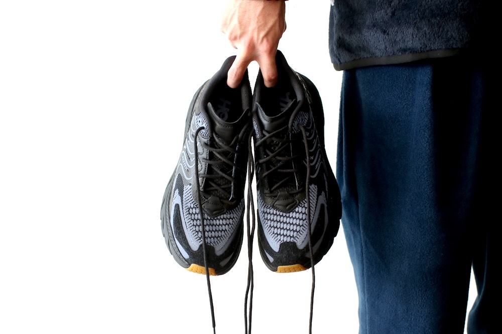 HOKA ONE ONE (ۥ  ) "U CLIFTON LS BKNC"