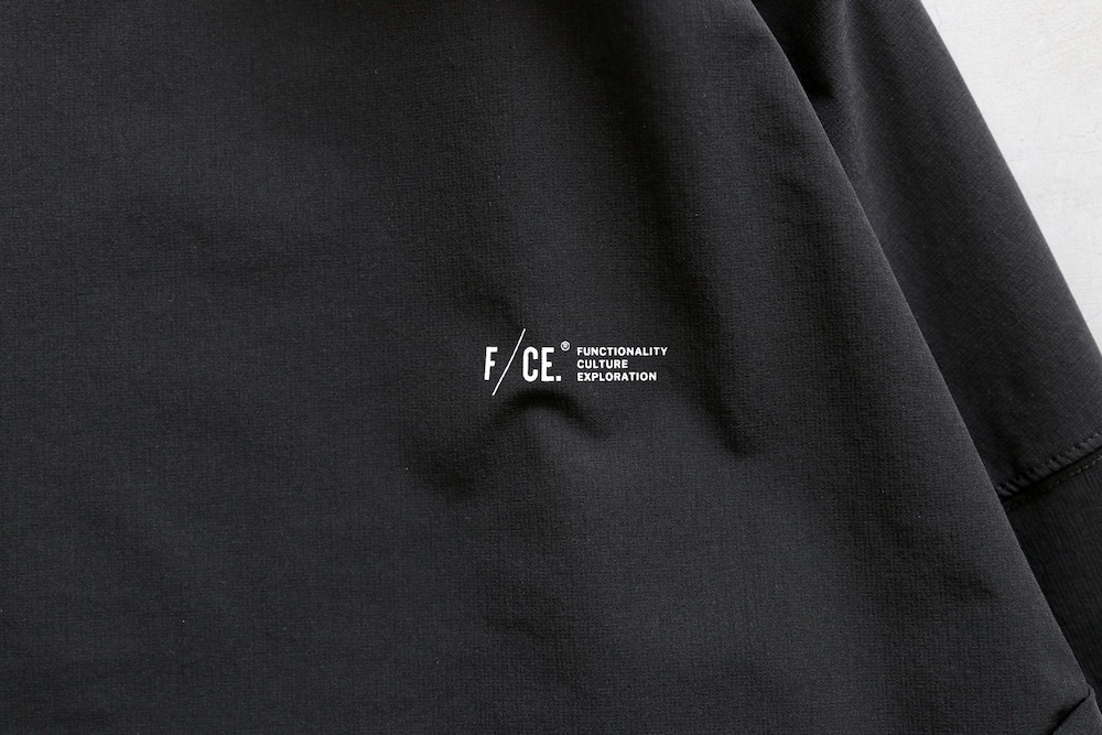 F/CE. (���� ��������) "AMPHIBIOUS LONG SLEEVE T"
