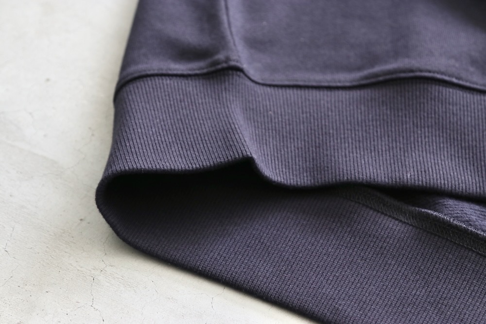 C.P. Company (ԡѥˡ) "DIAGONAL RAISED FLEECE LENS SWEATSHIRT"