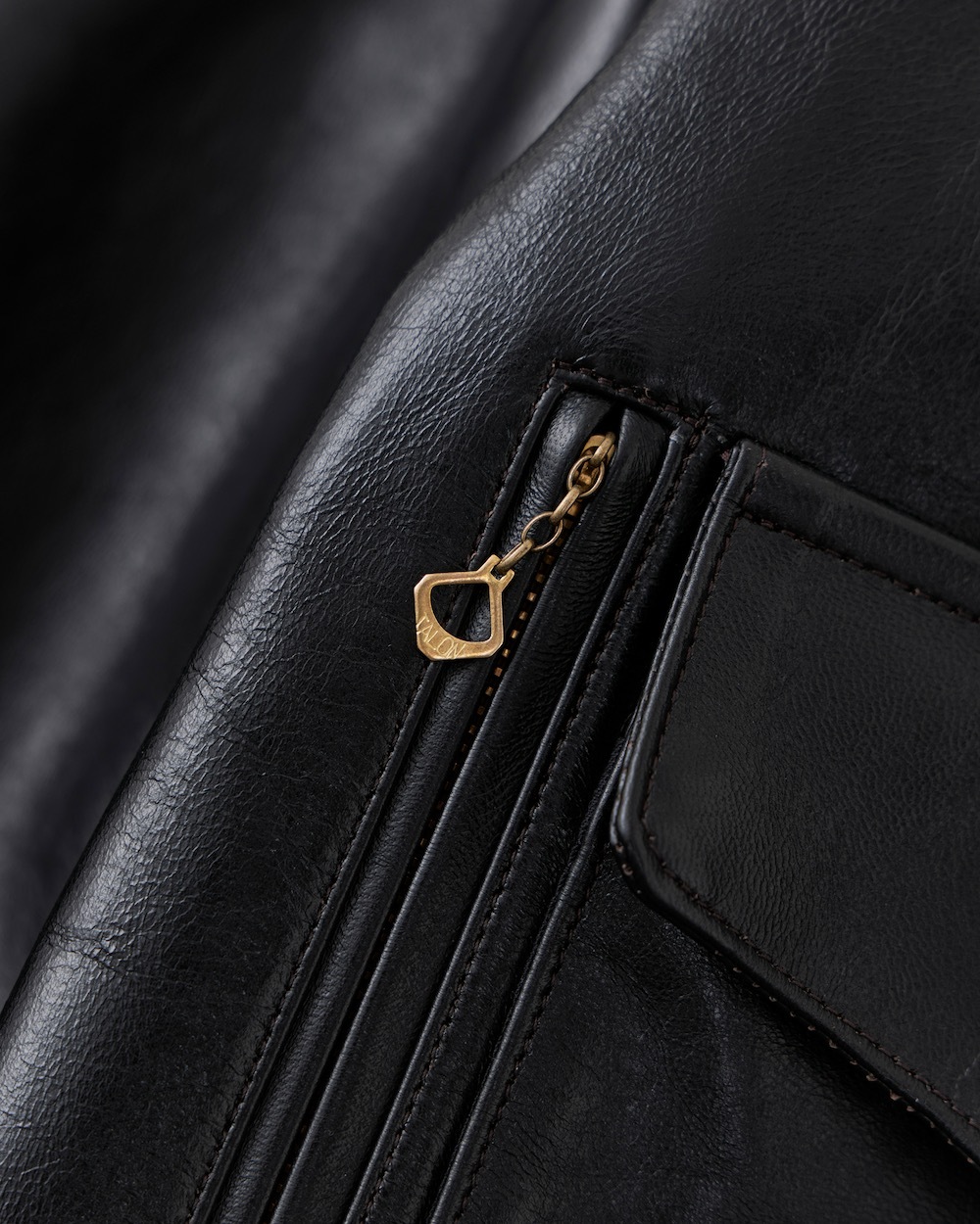 ��limited��NICENESS �� Looney Tunes(�ʥ����ͥ� �� �롼�ˡ����ƥ塼��)"P.MONKMAN(�֥饦�󥳥����쥶�� �ץ��ȥƥå� A2���㥱�å�)"