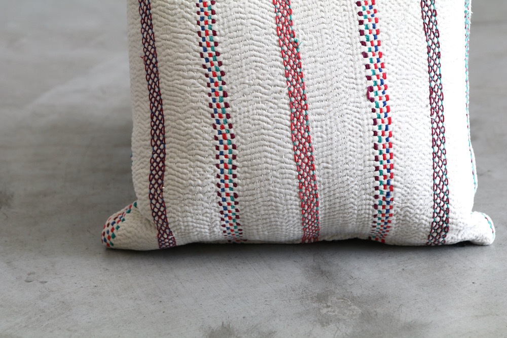 LIGHT YEARS(�饤�� ���䡼��) ��Indian cushion S -White-��