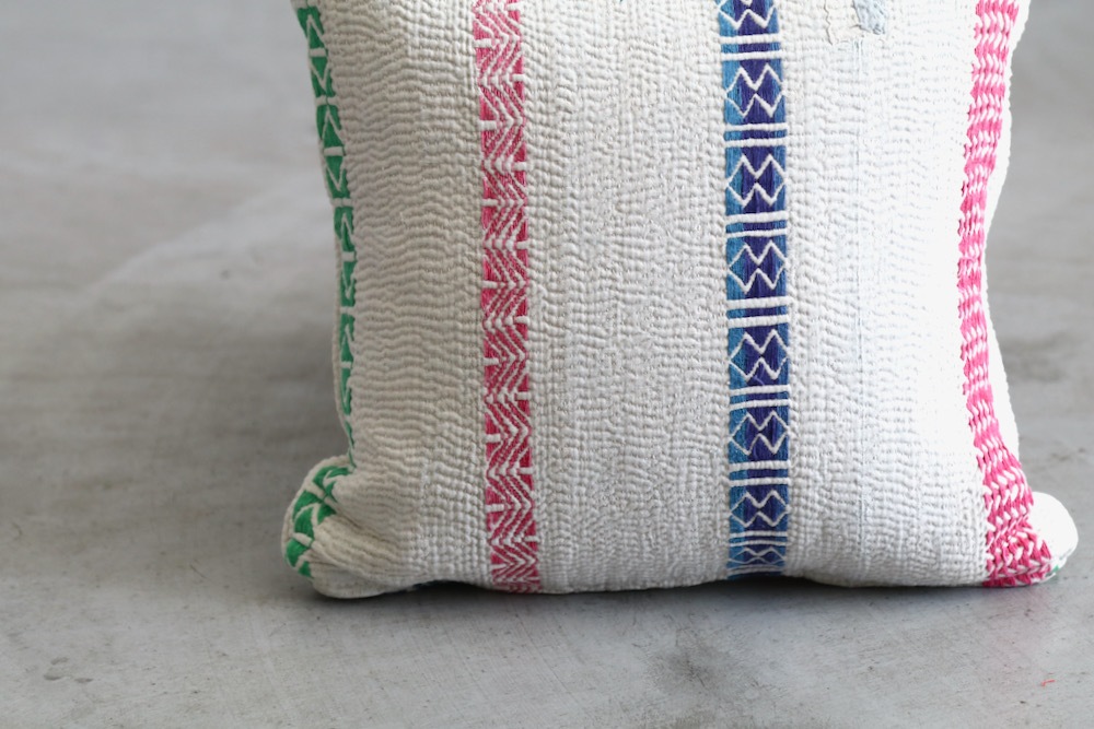 LIGHT YEARS(�饤�� ���䡼��) ��Indian cushion S -White-��