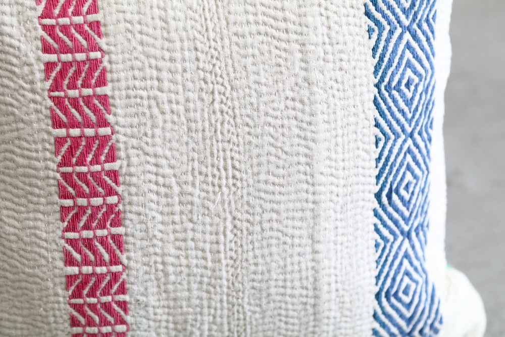 LIGHT YEARS(�饤�� ���䡼��) ��Indian cushion S -White-��