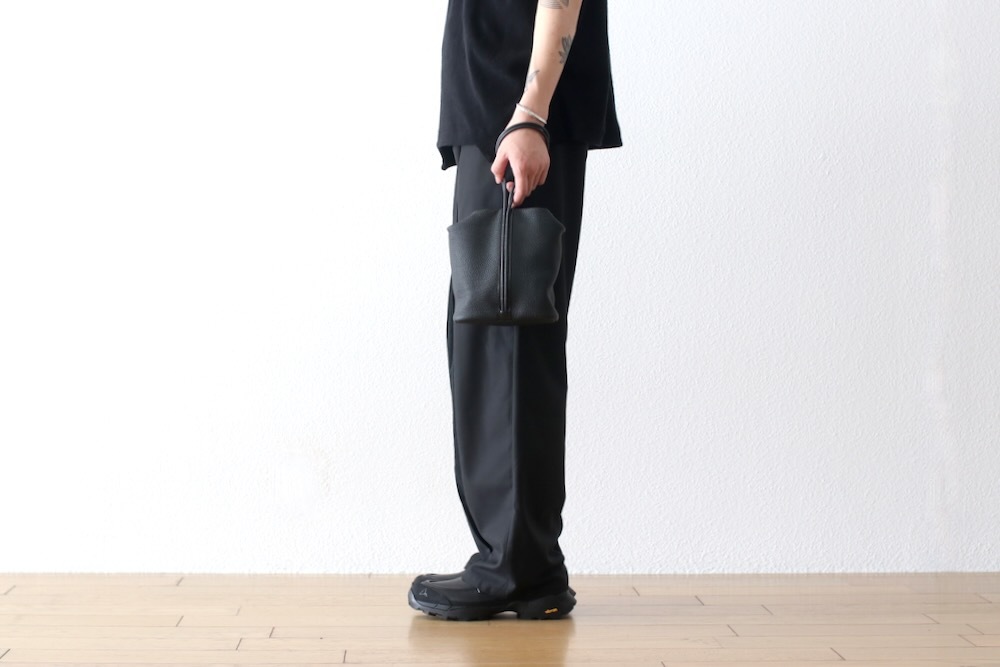 BYYO(ӥ祦) "Small Tote Bag"