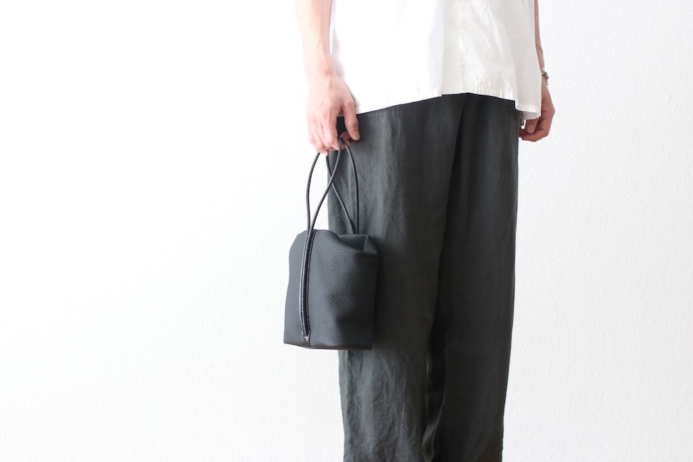 BYYO(ӥ祦) "Small Tote Bag"