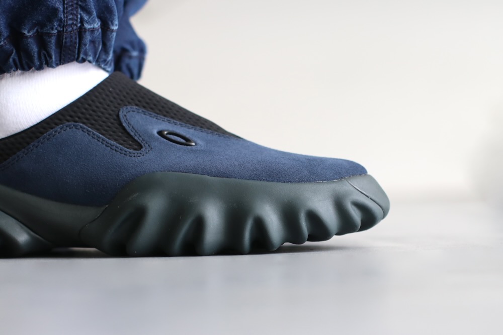 ��limited��BRAIN DEAD �� OAKLEY(�֥쥤��ǥå� �� �������꡼) "Oakley Factory Team CHOP SAW MULE - NAVY / BLACK"