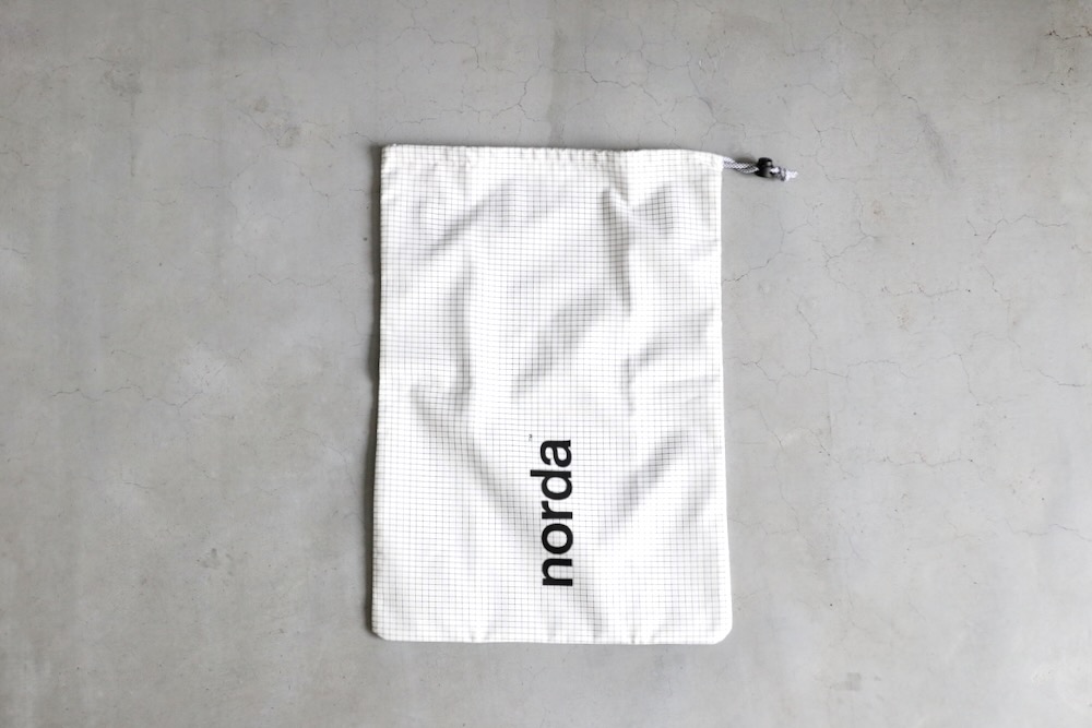 NORDA(Υ) "003 - M - Pitch Black"