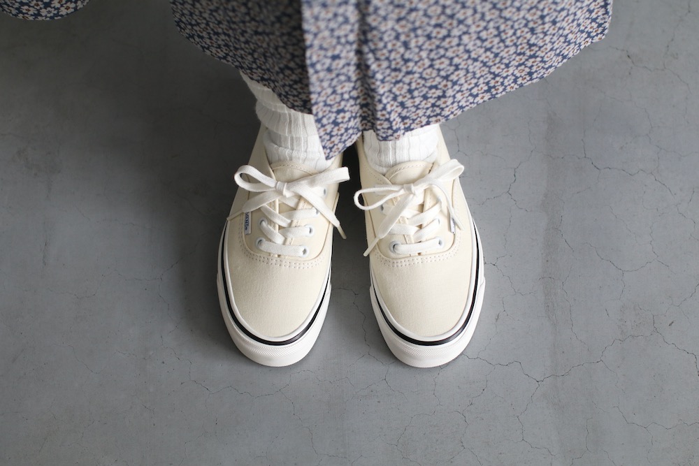 WOMEN'SVANS() "AUTHENTIC 44 DX (Anaheim Factory)"