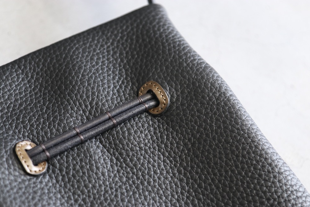 BYYO(�ӥ祦) "Crossbody Bag"