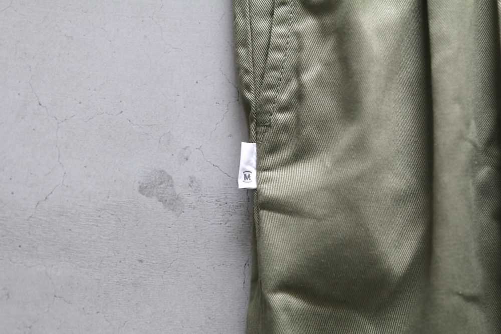 MADNESS (�ޥåɥͥ�) "MADNESS STANDARD TYPE TUCK PANTS"