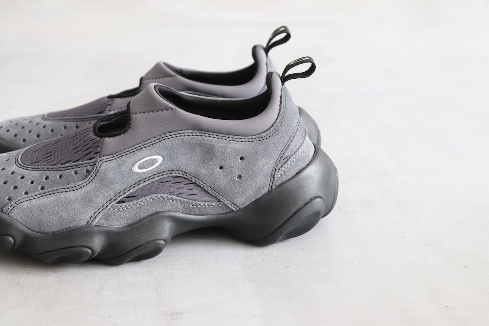 limitedBRAIN DEAD  OAKLEY(֥쥤ǥå  ꡼) "Oakley Factory Team Flesh Sandal"