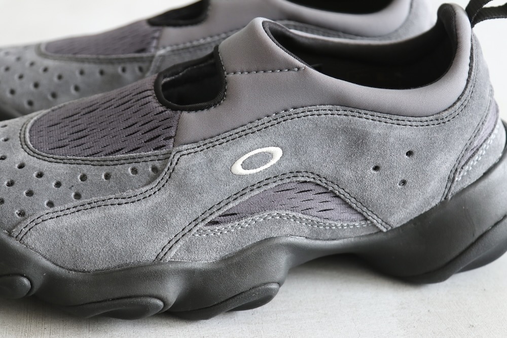 limitedBRAIN DEAD  OAKLEY(֥쥤ǥå  ꡼) "Oakley Factory Team Flesh Sandal"